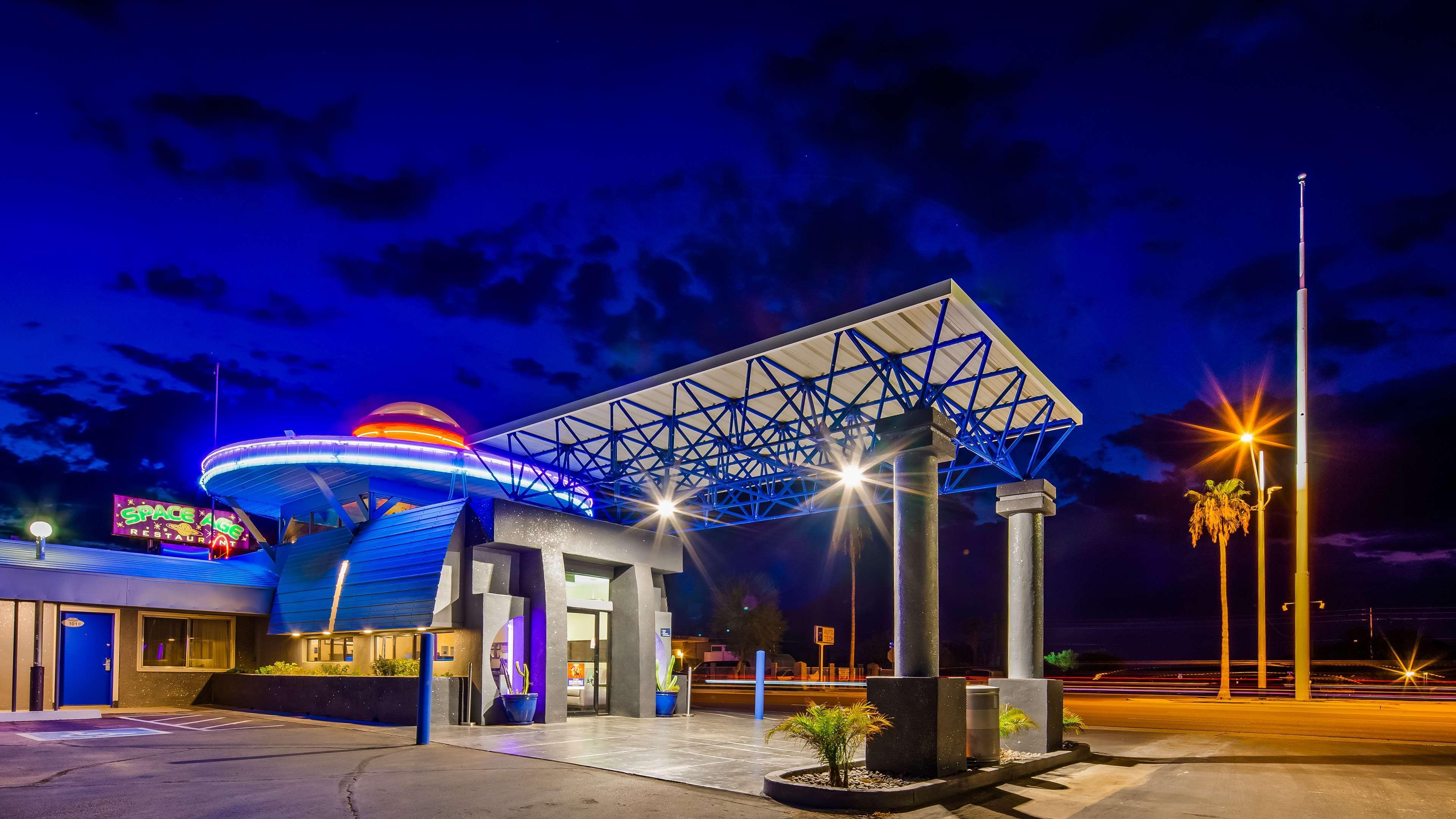 Best Western Space Age Lodge Gila Bend Экстерьер фото