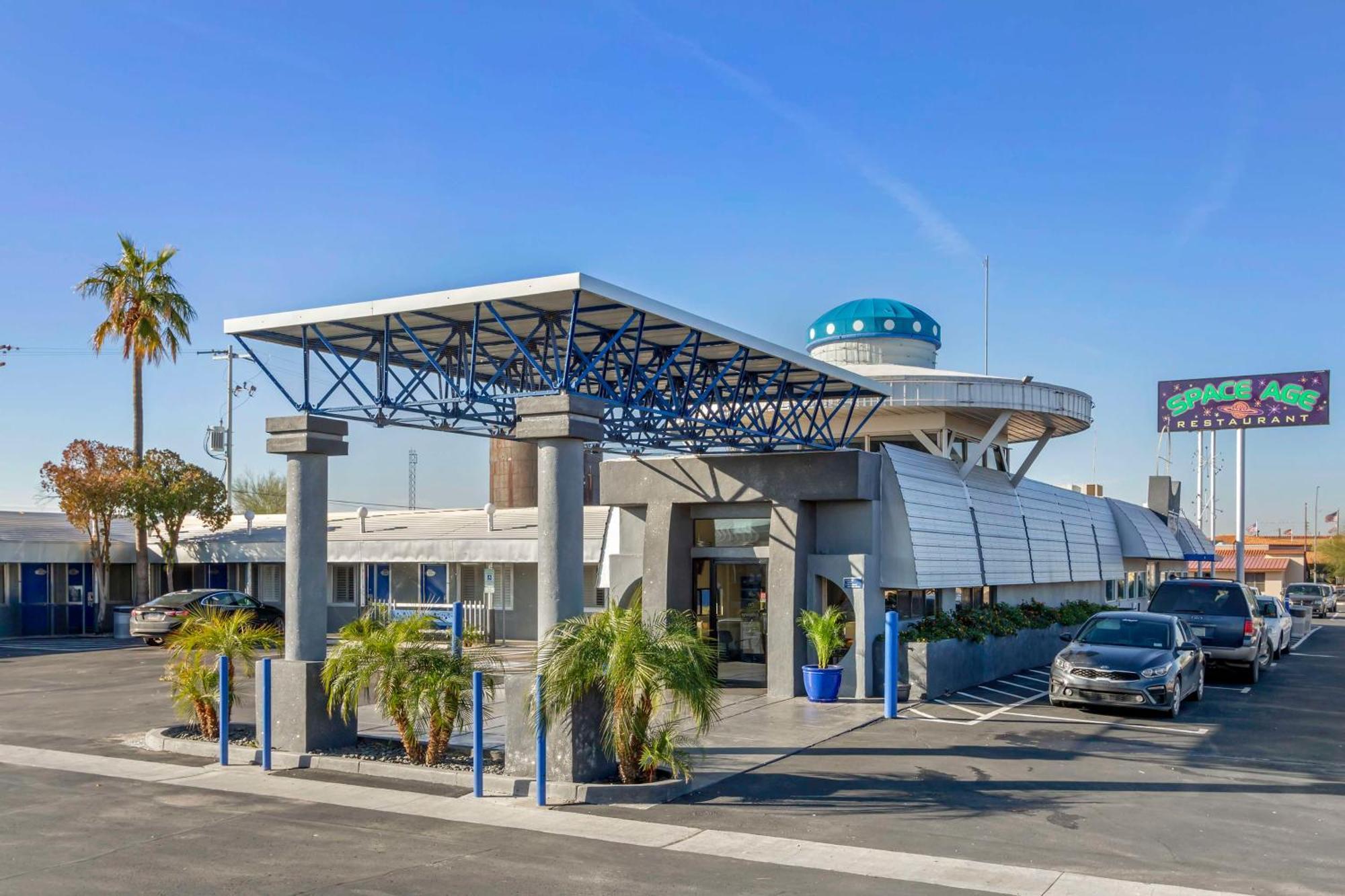 Best Western Space Age Lodge Gila Bend Экстерьер фото