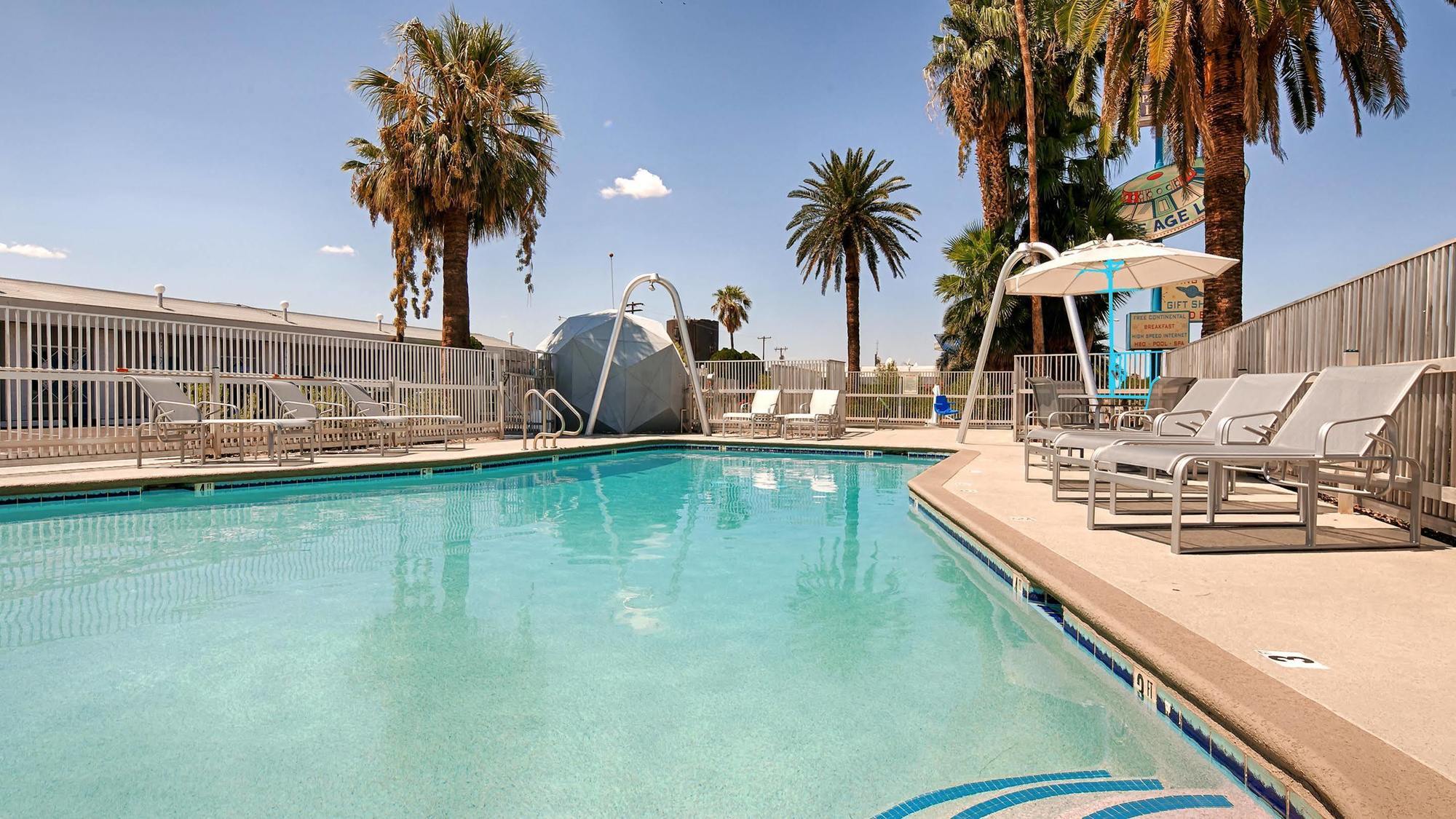 Best Western Space Age Lodge Gila Bend Экстерьер фото